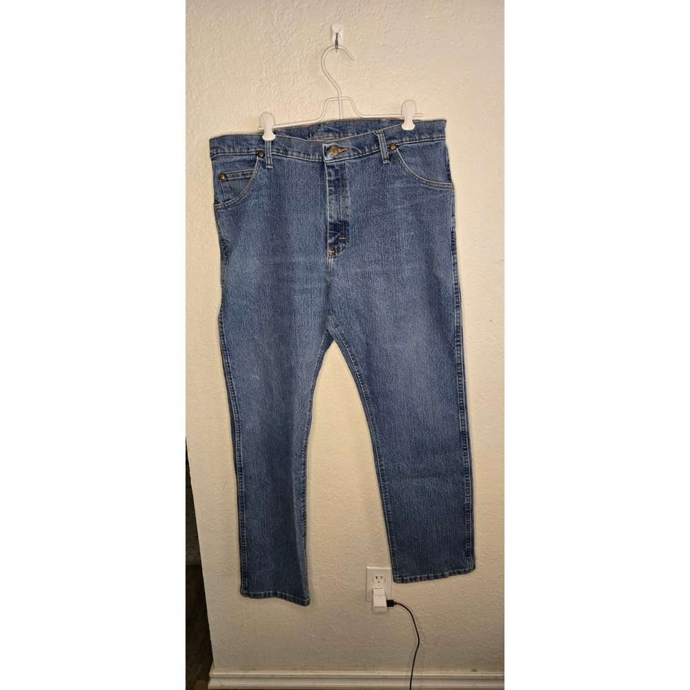 Wrangler 38x32 Jeans Medium Wash Straight Leg 47MACMS Western Denim